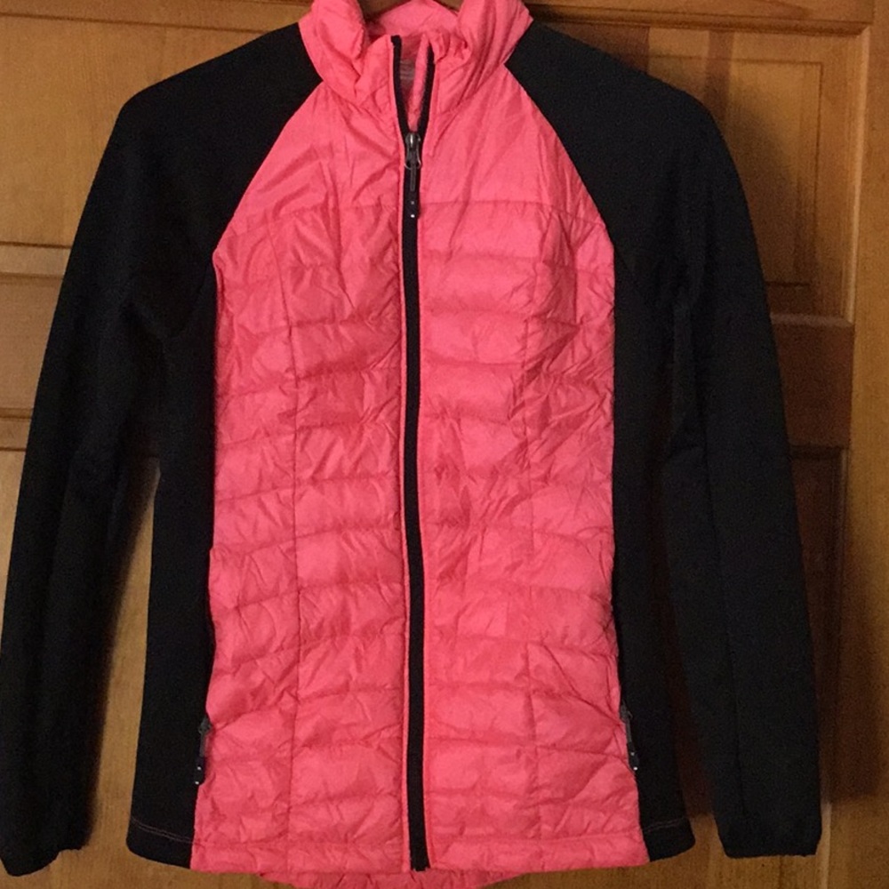 Lightweight coat.  Sz S
